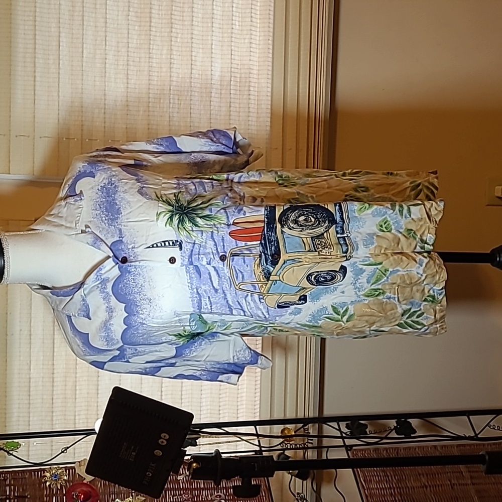 Mens vintage Hawaiian shirt made in the USA, missing button, as is